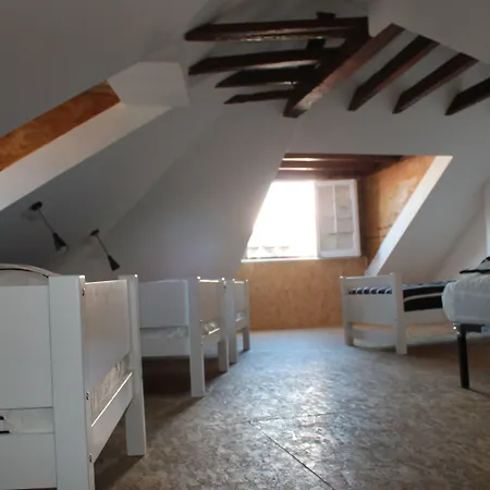Surf In Chiado Auberge de jeunesse *