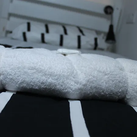 Surf In Chiado Hostel Lisboa
