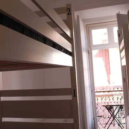 Surf In Chiado * Лісабон